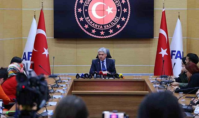 Sakarya Valisi'nden bungalov ve sokak hayvanları açıklaması