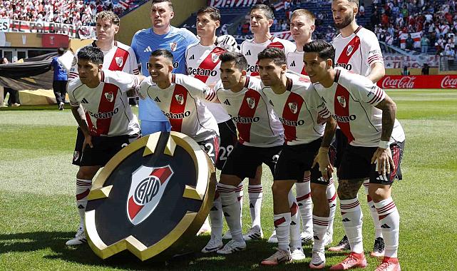 FIFA Kulüpler Dünya Kupası: River Plate: 3 - Urawa Red Diamonds: 1