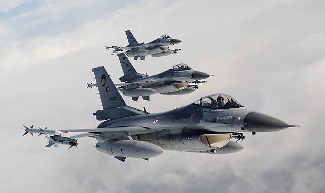 SOLOTÜRK Sakarya’da Gökleri Şenlendirmeye Geliyor!