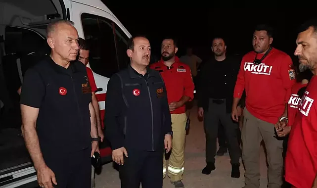 AFAD'DAN ORMAN YANGINLARI AÇIKLAMASI: 10 ŞEHİT, BİNLERCE TAHLİYE