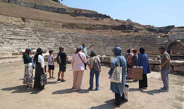 Antik Tiyatro'yu kara kalem çalıştılar