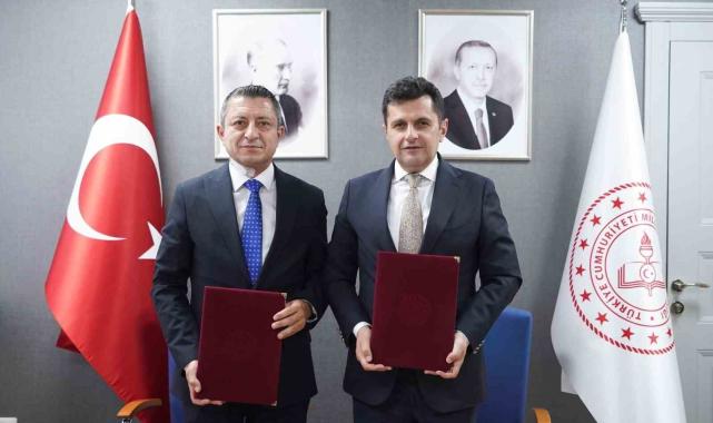 Ford Otosan, otomotivde sektöre entegre okul modelini hayata geçiyor