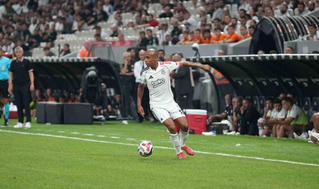 Joao Mario yeni sezona golle başladı