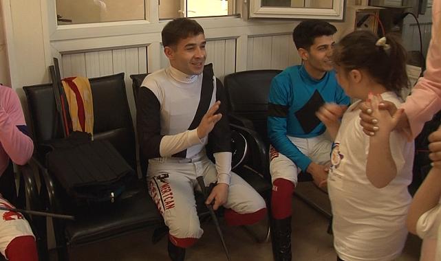 Jokey Mertcan Çelik: "Yeniden ata binebilecek noktaya yaklaştım"