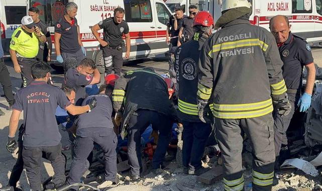 Kocaeli'de korkunç kaza: 5 kişi hayatını kaybetti