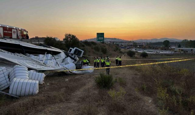 Kuzey Marmara Otoyolu'nda feci kaza: 2 kişi hayatını kaybetti