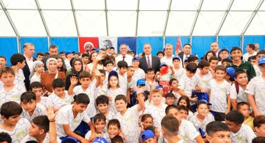 Sancaktepe'de Safa Tepesi Spor Tesisi yenilenen yüzüyle hizmete açıldı