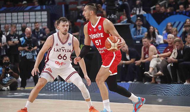 A Milli Erkek Basketbol Takımı, Avrupa Şampiyonası'na galibiyetle başladı