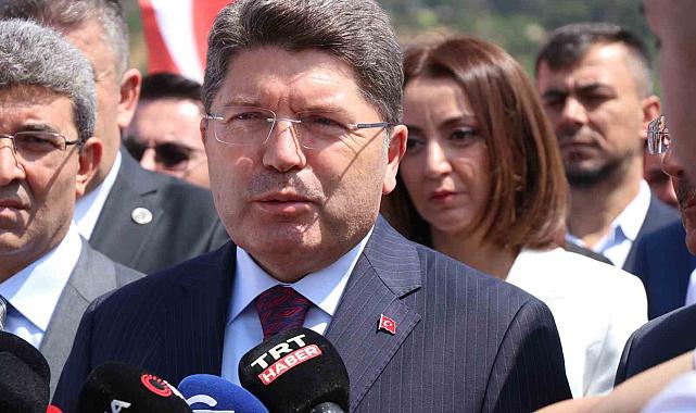 Adalet Bakanı Tunç, Özgür Özel'e ''Belgeleri niye bekletiyorsun elinde?''