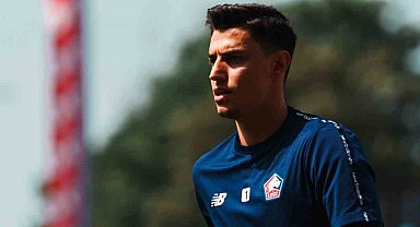 Berke Özer, Lille formasıyla ilk maçına çıktı