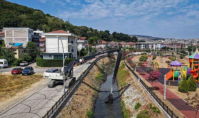 Çevre ve su sağlığı için dere ıslah çalışmaları devam ediyor