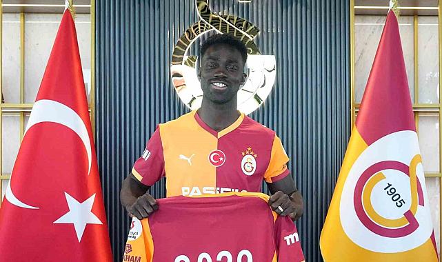 Davinson Sanchez, 2029'a kadar Galatasaray'da