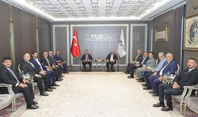 Düzce heyetinden Özdemir'e teşekkür