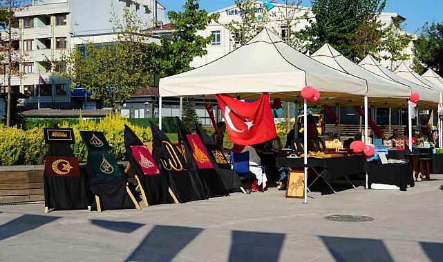 Düzce Üretim Şenlikleri, "30 Ağustos" temasıyla Millet Bahçesi'nde başladı