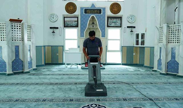 Düzce'de camiler temizleniyor