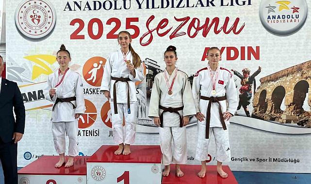 Düzce'nin Judocuları Türkiye üçüncüsü oldu
