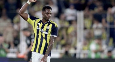 Fenerbahçe'nin yeni forveti Jhon Duran, ilk golünü kaydetti