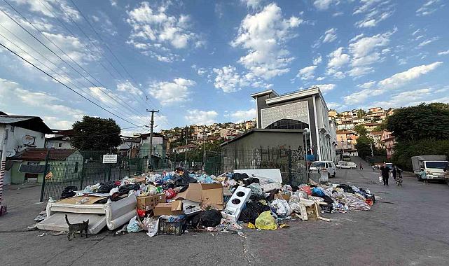 İzmir'den sonra, İzmit de çöplüğe döndü