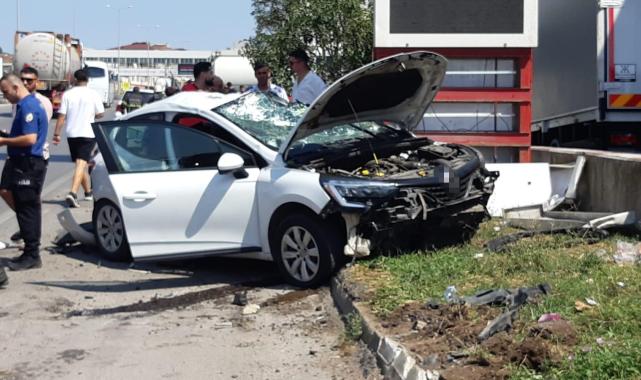 Kazada kontrolden çıkan otomobil akaryakıt istasyonunun duvarına çarptı: 1 yaralı