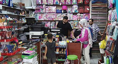 Küçükçekmece Belediyesi'nden 6 bin öğrenciye kırtasiye desteği