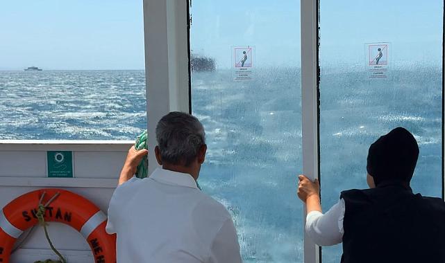 Marmara Denizi'nde etkili olan poyraz deniz ulaşımında aksamalara neden oldu