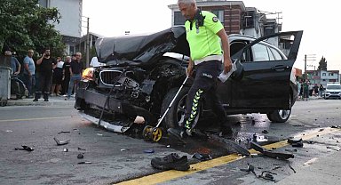 Motosikletle kafa kafaya çarpıştı ardından cipe çarptı: 1 ölü