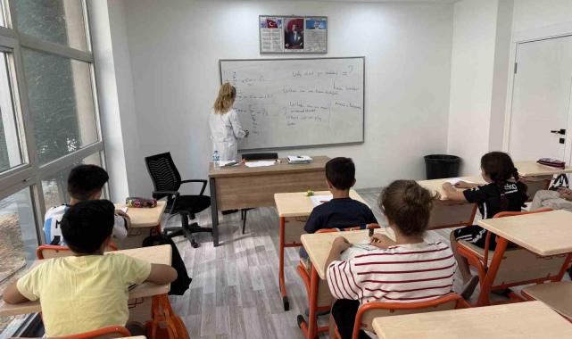 Solarkent Kültür ve Sanat Merkezi hizmete hız kesmeden devam ediyor