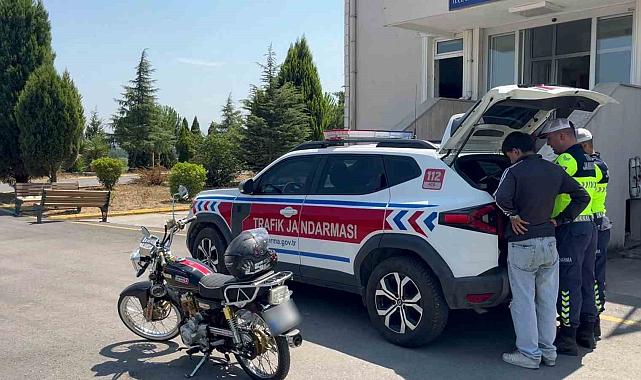 Tehlikeli şov pahalıya patladı: Motoru bağlandı, ehliyeti gitti