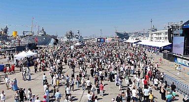 TEKNOFEST'te 30 Ağustos yoğunluğu havadan görüntülendi