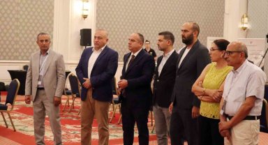 Türkiye İş Bankası Satranç Süper Ligi'nde şampiyonluk mücadelesi başladı