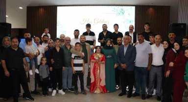 Arnavutköy'de Dilan'ın hayali gerçek oldu: Down sendromlu genç kıza temsili düğün
