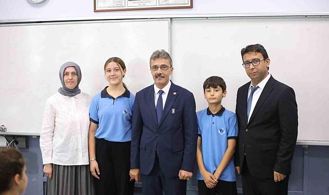 Başkan Şenol Dinç minik öğrencinin sözünü yerde bırakmadı