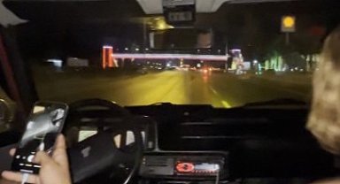 Gençlerin tehlikeli eğlencesi kamerada