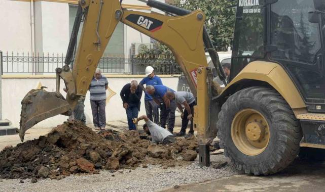 Kocaeli'de altyapı çalışması sırasında doğal gaz borusu delindi