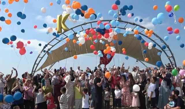 Lösemiyi yenen Kağan için gökyüzüne yüzlerce balon bıraktılar