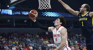 Milliler, Avrupa Basketbol Şampiyonası'nda çeyrek finale yükseldi