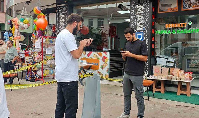 Silahlı Kavga: Çocuklara Saçma İsabet Etti, İşyeri Kurşunlandı