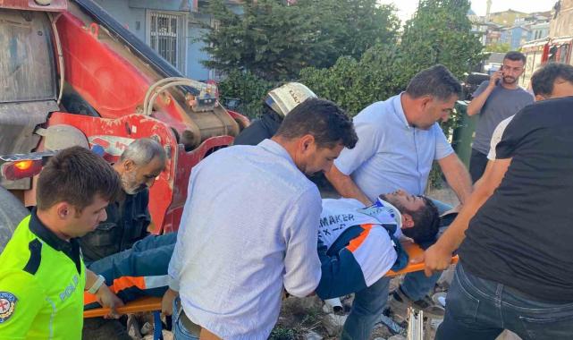 Yokuşta aşağı inerken kontrolden çıkan iş makinesi dehşet saçtı: 2'si çocuk 4 yaralı