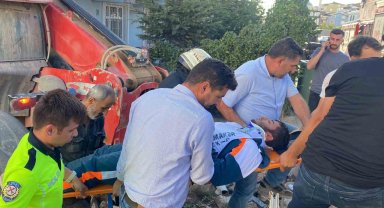 Yokuşta aşağı inerken kontrolden çıkan iş makinesi dehşet saçtı: 2'si çocuk 4 yaralı