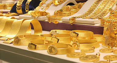 ALTIN GÜNE YATAY BAŞLADI: GRAM 5 BİN 340 LİRA