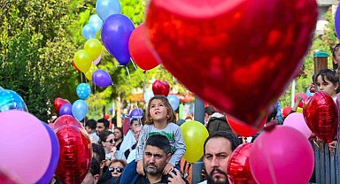ATLAS İÇİN GÖKYÜZÜNE BALONLAR BIRAKILDI