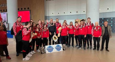 Avrupa şampiyonu kadın ve erkek Goalball Milli Takımı yurda döndü