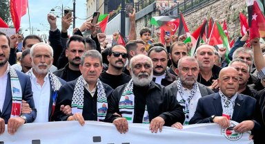 Ayasofya'dan Eminönü'ne Gazze'ye destek yürüyüşü