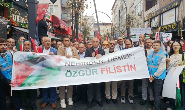 Bağcılar'da "Nehirden Denize Özgür Filistin" yürüyüşü