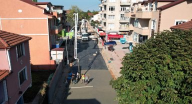 Başiskele Cumhuriyet Caddesi'nde üstyapı çalışması
