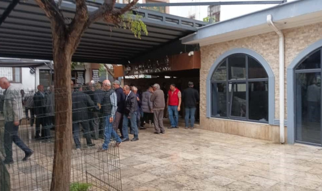 Eşi tarafından sokak ortasında öldürülen kadın son yolculuğuna uğurlandı