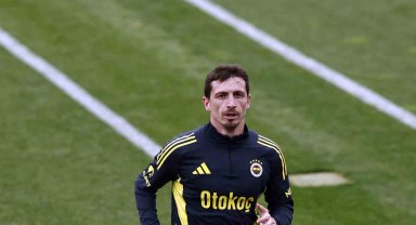 Fenerbahçe önce salonda, sonra sahada çalıştı