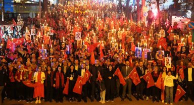 Kartal Cumhuriyet'in 102. yılında tek yürek oldu