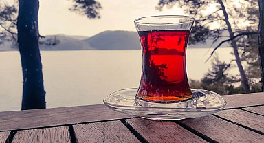 Lipton Rize’deki İki Fabrikasını Özgür Çay’a Sattı