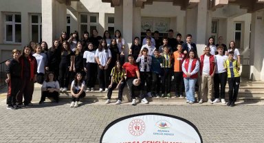 Liselilere spor oyunları ile tanıtım sürüyor
